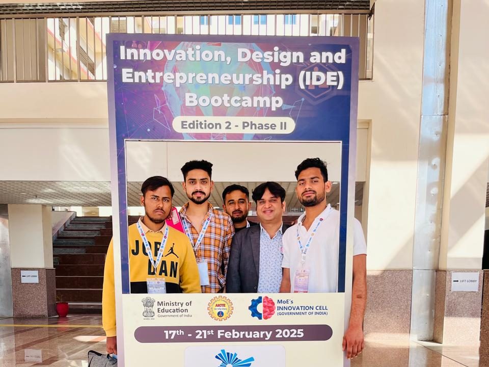 K-IIT teams on stage at the AICTE IDE Bootcamp 2025